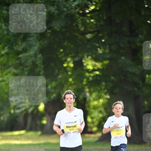 25.08.2024 - 20. Blankeneser Heldenlauf Dr. Thomas Lammeyer http://msf.ph/oto/6806106 25.08.2024 10:10:34 Laufen 6297, 6527 meine-sportfotos.de