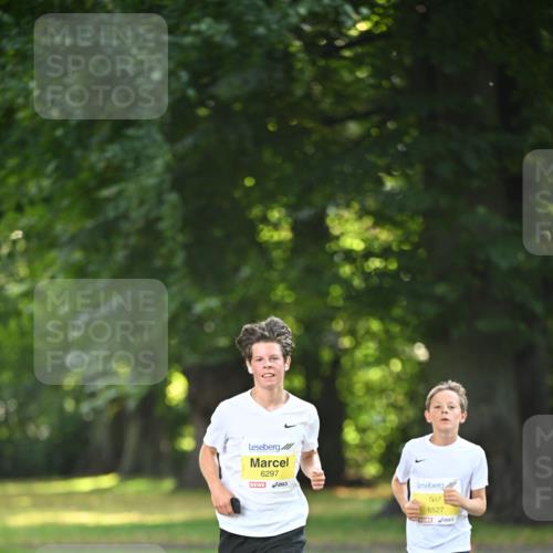 25.08.2024 - 20. Blankeneser Heldenlauf Dr. Thomas Lammeyer http://msf.ph/oto/6806108 25.08.2024 10:10:35 Laufen 6297, 6527 meine-sportfotos.de