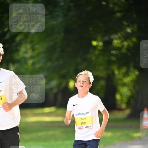 25.08.2024 - 20. Blankeneser Heldenlauf Dr. Thomas Lammeyer http://msf.ph/oto/6806117 25.08.2024 10:10:36 Laufen 6527 meine-sportfotos.de
