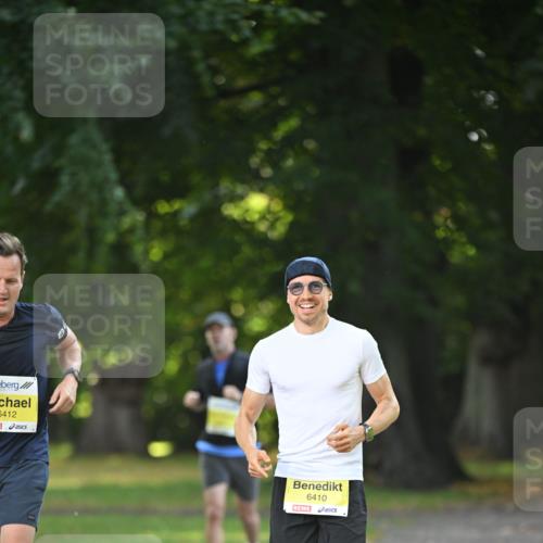 25.08.2024 - 20. Blankeneser Heldenlauf Dr. Thomas Lammeyer http://msf.ph/oto/6806145 25.08.2024 10:10:48 Laufen 6412, 6410 meine-sportfotos.de