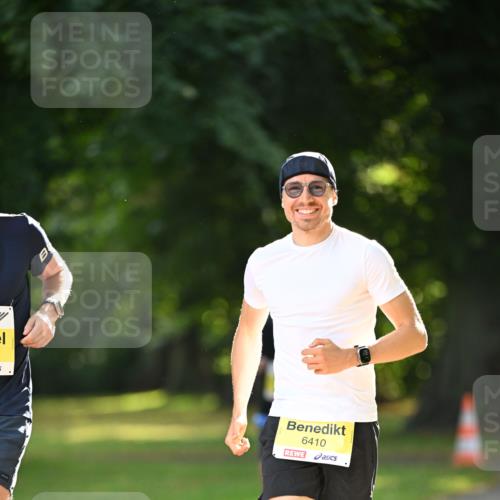 25.08.2024 - 20. Blankeneser Heldenlauf Dr. Thomas Lammeyer http://msf.ph/oto/6806155 25.08.2024 10:10:49 Laufen 6410 meine-sportfotos.de