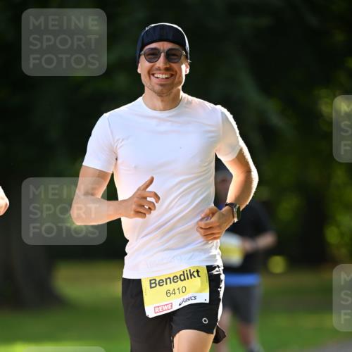 25.08.2024 - 20. Blankeneser Heldenlauf Dr. Thomas Lammeyer http://msf.ph/oto/6806162 25.08.2024 10:10:50 Laufen 6410 meine-sportfotos.de