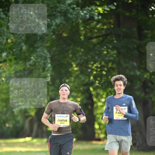 25.08.2024 - 20. Blankeneser Heldenlauf Dr. Thomas Lammeyer http://msf.ph/oto/6806227 25.08.2024 10:11:28 Laufen 6354, 6141 meine-sportfotos.de