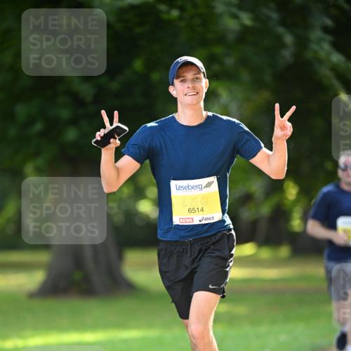 25.08.2024 - 20. Blankeneser Heldenlauf Dr. Thomas Lammeyer http://msf.ph/oto/6806283 25.08.2024 10:12:03 Laufen 6514 meine-sportfotos.de