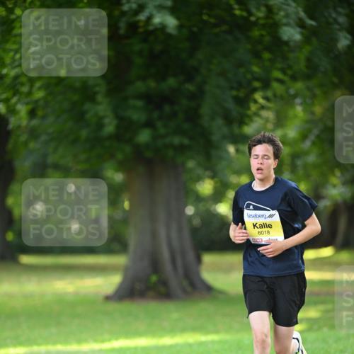 25.08.2024 - 20. Blankeneser Heldenlauf Dr. Thomas Lammeyer http://msf.ph/oto/6806325 25.08.2024 10:12:15 Laufen 6018 meine-sportfotos.de