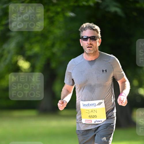 25.08.2024 - 20. Blankeneser Heldenlauf Dr. Thomas Lammeyer http://msf.ph/oto/6806365 25.08.2024 10:12:34 Laufen 6520 meine-sportfotos.de