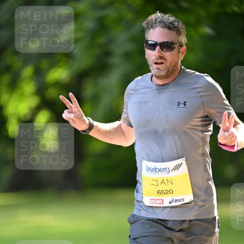 25.08.2024 - 20. Blankeneser Heldenlauf Dr. Thomas Lammeyer http://msf.ph/oto/6806369 25.08.2024 10:12:34 Laufen 6520 meine-sportfotos.de