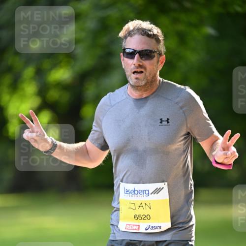 25.08.2024 - 20. Blankeneser Heldenlauf Dr. Thomas Lammeyer http://msf.ph/oto/6806370 25.08.2024 10:12:34 Laufen 6520 meine-sportfotos.de
