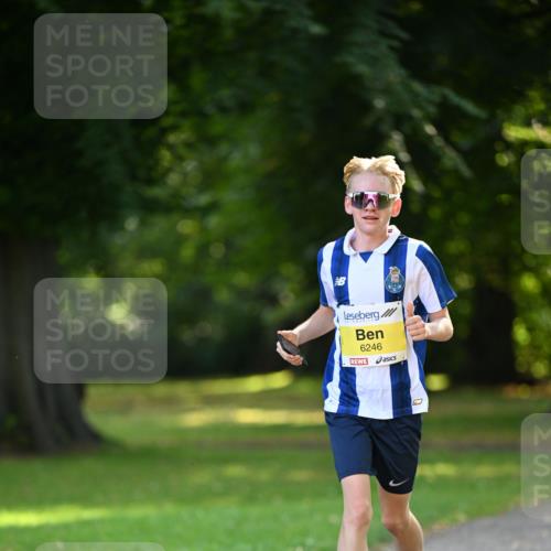 25.08.2024 - 20. Blankeneser Heldenlauf Dr. Thomas Lammeyer http://msf.ph/oto/6806385 25.08.2024 10:12:50 Laufen 6246 meine-sportfotos.de