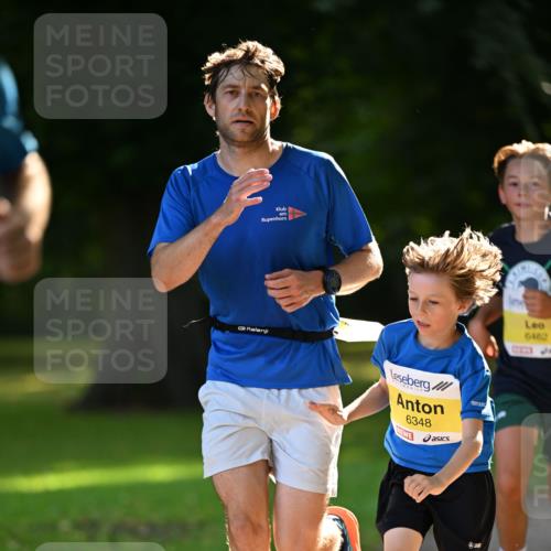 25.08.2024 - 20. Blankeneser Heldenlauf Dr. Thomas Lammeyer http://msf.ph/oto/6806444 25.08.2024 10:13:05 Laufen 6348, 6462 meine-sportfotos.de