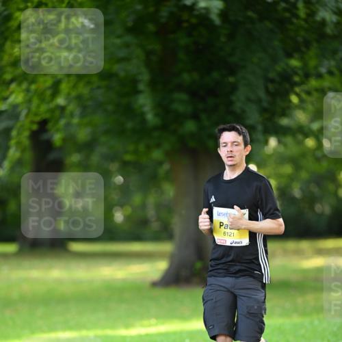 25.08.2024 - 20. Blankeneser Heldenlauf Dr. Thomas Lammeyer http://msf.ph/oto/6806460 25.08.2024 10:13:10 Laufen 0, 6121 meine-sportfotos.de