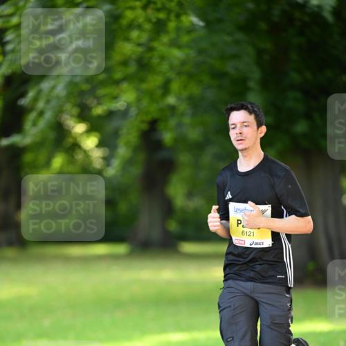 25.08.2024 - 20. Blankeneser Heldenlauf Dr. Thomas Lammeyer http://msf.ph/oto/6806465 25.08.2024 10:13:10 Laufen 6121 meine-sportfotos.de