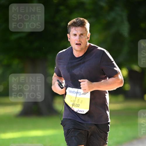 25.08.2024 - 20. Blankeneser Heldenlauf Dr. Thomas Lammeyer http://msf.ph/oto/6806502 25.08.2024 10:13:22 Laufen 6532 meine-sportfotos.de