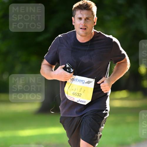 25.08.2024 - 20. Blankeneser Heldenlauf Dr. Thomas Lammeyer http://msf.ph/oto/6806504 25.08.2024 10:13:22 Laufen 6532 meine-sportfotos.de