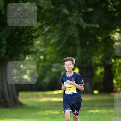 25.08.2024 - 20. Blankeneser Heldenlauf Dr. Thomas Lammeyer http://msf.ph/oto/6806507 25.08.2024 10:13:26 Laufen 6491, 30 meine-sportfotos.de