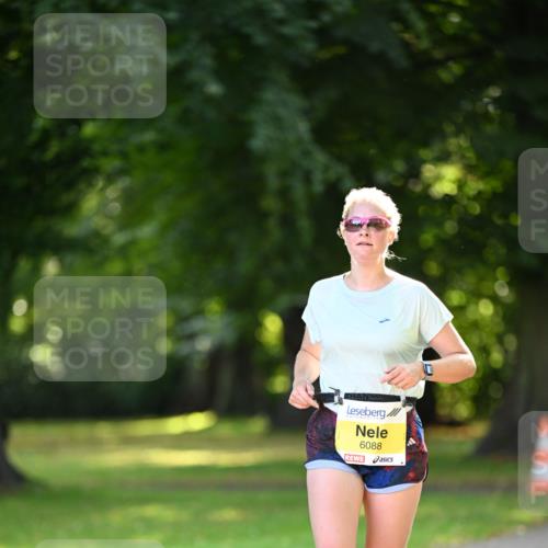 25.08.2024 - 20. Blankeneser Heldenlauf Dr. Thomas Lammeyer http://msf.ph/oto/6806544 25.08.2024 10:13:33 Laufen 6088 meine-sportfotos.de