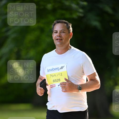25.08.2024 - 20. Blankeneser Heldenlauf Dr. Thomas Lammeyer http://msf.ph/oto/6806583 25.08.2024 10:13:47 Laufen 6528 meine-sportfotos.de