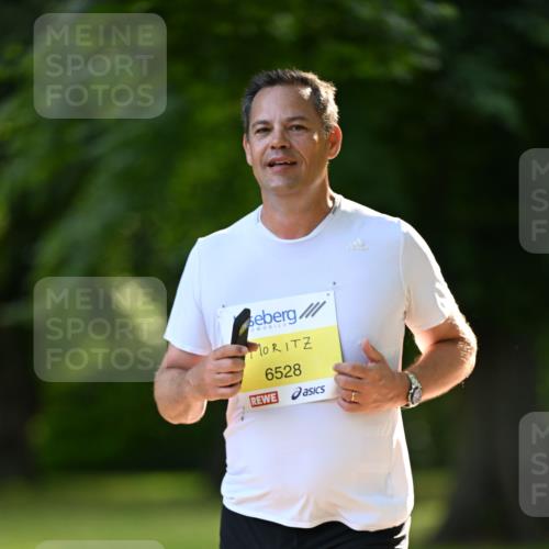 25.08.2024 - 20. Blankeneser Heldenlauf Dr. Thomas Lammeyer http://msf.ph/oto/6806584 25.08.2024 10:13:48 Laufen 6528 meine-sportfotos.de