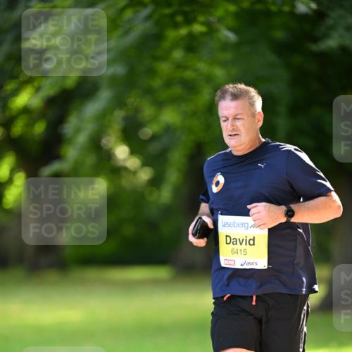 25.08.2024 - 20. Blankeneser Heldenlauf Dr. Thomas Lammeyer http://msf.ph/oto/6806627 25.08.2024 10:14:01 Laufen 6415 meine-sportfotos.de