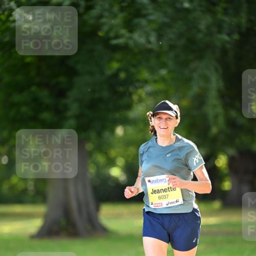 25.08.2024 - 20. Blankeneser Heldenlauf Dr. Thomas Lammeyer http://msf.ph/oto/6806647 25.08.2024 10:14:08 Laufen 6037 meine-sportfotos.de