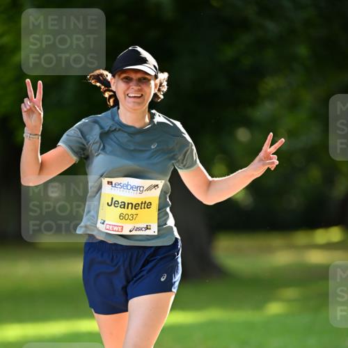 25.08.2024 - 20. Blankeneser Heldenlauf Dr. Thomas Lammeyer http://msf.ph/oto/6806655 25.08.2024 10:14:10 Laufen 6037 meine-sportfotos.de