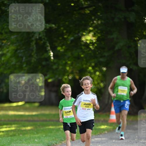 25.08.2024 - 20. Blankeneser Heldenlauf Dr. Thomas Lammeyer http://msf.ph/oto/6806682 25.08.2024 10:14:16 Laufen 6531, 6406 meine-sportfotos.de