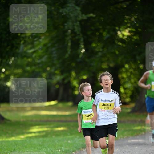 25.08.2024 - 20. Blankeneser Heldenlauf Dr. Thomas Lammeyer http://msf.ph/oto/6806687 25.08.2024 10:14:17 Laufen 6531, 6406 meine-sportfotos.de