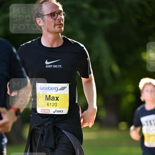25.08.2024 - 20. Blankeneser Heldenlauf Dr. Thomas Lammeyer http://msf.ph/oto/6806760 25.08.2024 10:14:37 Laufen 6120, 111 meine-sportfotos.de