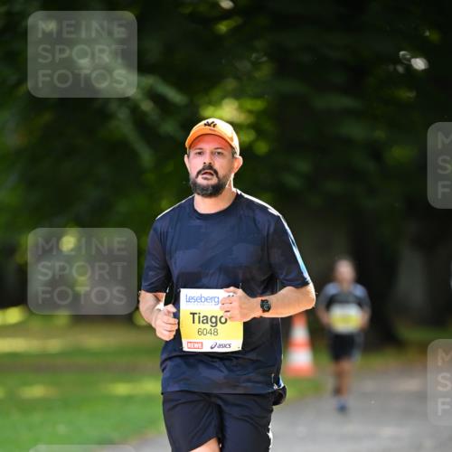 25.08.2024 - 20. Blankeneser Heldenlauf Dr. Thomas Lammeyer http://msf.ph/oto/6806798 25.08.2024 10:14:57 Laufen 6048 meine-sportfotos.de