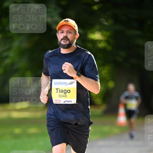 25.08.2024 - 20. Blankeneser Heldenlauf Dr. Thomas Lammeyer http://msf.ph/oto/6806802 25.08.2024 10:14:58 Laufen 6048 meine-sportfotos.de