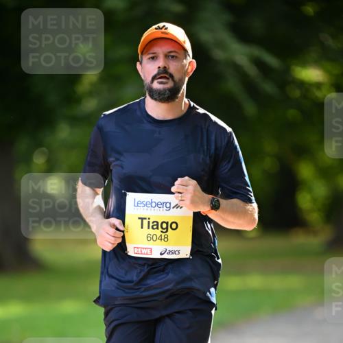 25.08.2024 - 20. Blankeneser Heldenlauf Dr. Thomas Lammeyer http://msf.ph/oto/6806806 25.08.2024 10:14:58 Laufen 6048 meine-sportfotos.de