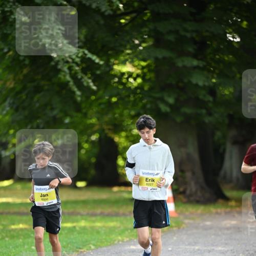 25.08.2024 - 20. Blankeneser Heldenlauf Dr. Thomas Lammeyer http://msf.ph/oto/6806810 25.08.2024 10:15:02 Laufen 6050, 6227 meine-sportfotos.de