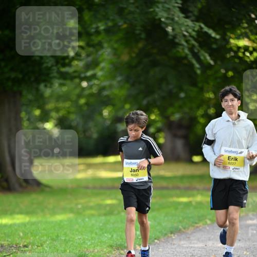 25.08.2024 - 20. Blankeneser Heldenlauf Dr. Thomas Lammeyer http://msf.ph/oto/6806812 25.08.2024 10:15:03 Laufen 6050, 6227 meine-sportfotos.de