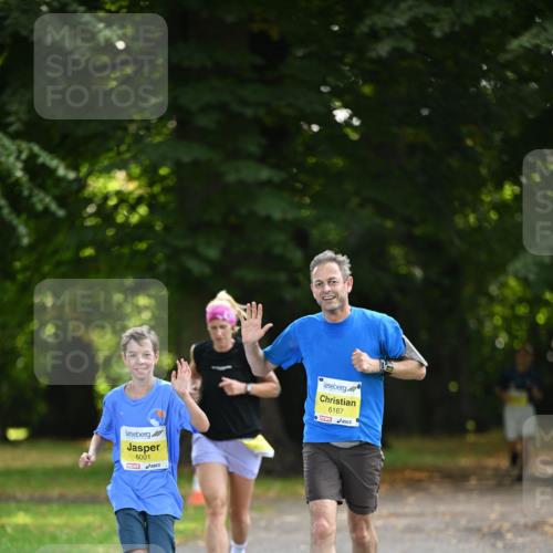 25.08.2024 - 20. Blankeneser Heldenlauf Dr. Thomas Lammeyer http://msf.ph/oto/6806857 25.08.2024 10:15:15 Laufen 6001, 6167 meine-sportfotos.de