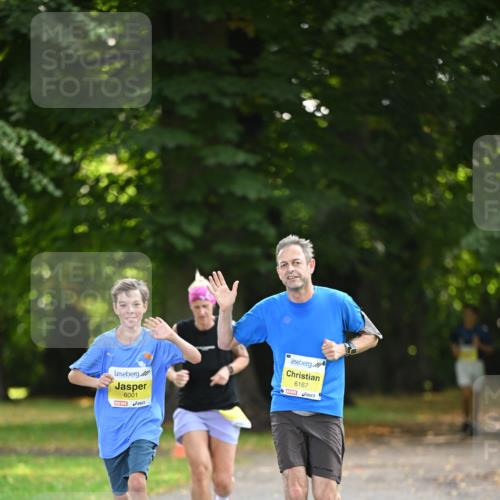 25.08.2024 - 20. Blankeneser Heldenlauf Dr. Thomas Lammeyer http://msf.ph/oto/6806858 25.08.2024 10:15:15 Laufen 6001, 6167 meine-sportfotos.de