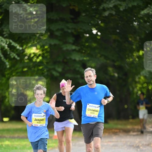 25.08.2024 - 20. Blankeneser Heldenlauf Dr. Thomas Lammeyer http://msf.ph/oto/6806859 25.08.2024 10:15:15 Laufen 6001, 6167 meine-sportfotos.de