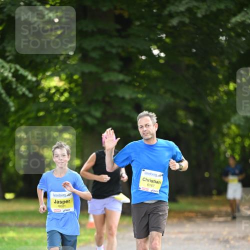 25.08.2024 - 20. Blankeneser Heldenlauf Dr. Thomas Lammeyer http://msf.ph/oto/6806860 25.08.2024 10:15:15 Laufen 6001, 6167 meine-sportfotos.de