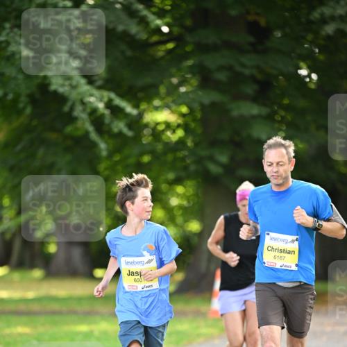 25.08.2024 - 20. Blankeneser Heldenlauf Dr. Thomas Lammeyer http://msf.ph/oto/6806865 25.08.2024 10:15:16 Laufen 600, 6167 meine-sportfotos.de