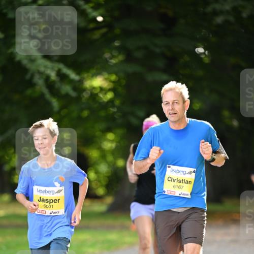 25.08.2024 - 20. Blankeneser Heldenlauf Dr. Thomas Lammeyer http://msf.ph/oto/6806871 25.08.2024 10:15:17 Laufen 6001, 6167 meine-sportfotos.de