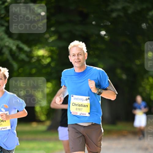 25.08.2024 - 20. Blankeneser Heldenlauf Dr. Thomas Lammeyer http://msf.ph/oto/6806873 25.08.2024 10:15:17 Laufen 01, 6167 meine-sportfotos.de