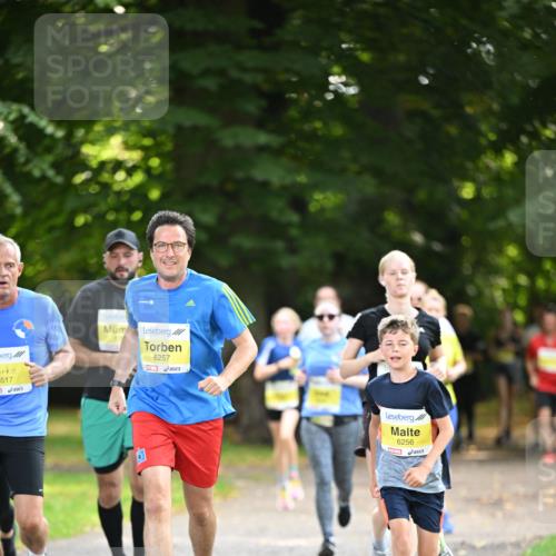 25.08.2024 - 20. Blankeneser Heldenlauf Dr. Thomas Lammeyer http://msf.ph/oto/6806918 25.08.2024 10:15:33 Laufen 5517, 6257, 6256 meine-sportfotos.de
