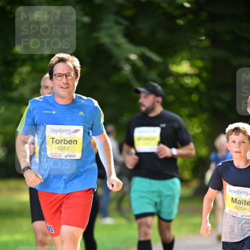 25.08.2024 - 20. Blankeneser Heldenlauf Dr. Thomas Lammeyer http://msf.ph/oto/6806927 25.08.2024 10:15:35 Laufen 6257, 6256 meine-sportfotos.de