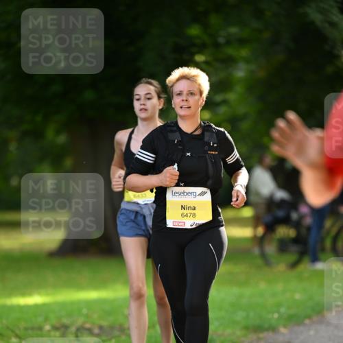25.08.2024 - 20. Blankeneser Heldenlauf Dr. Thomas Lammeyer http://msf.ph/oto/6806986 25.08.2024 10:15:47 Laufen 6433, 6478 meine-sportfotos.de