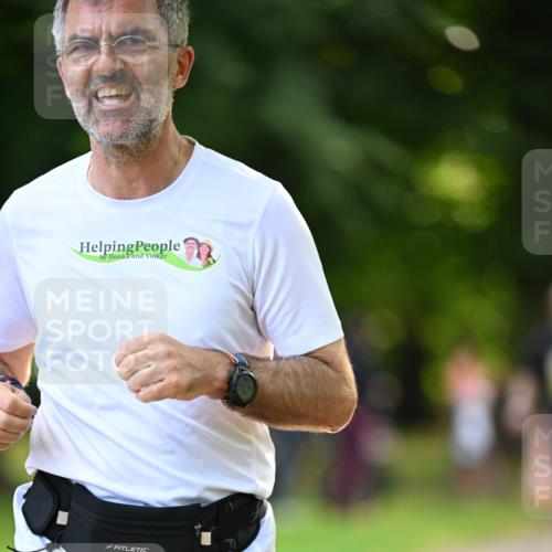 25.08.2024 - 20. Blankeneser Heldenlauf Dr. Thomas Lammeyer http://msf.ph/oto/6806999 25.08.2024 10:15:49 Laufen 6496 meine-sportfotos.de