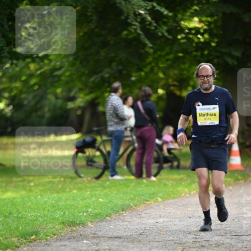 25.08.2024 - 20. Blankeneser Heldenlauf Dr. Thomas Lammeyer http://msf.ph/oto/6807008 25.08.2024 10:15:51 Laufen 6119 meine-sportfotos.de
