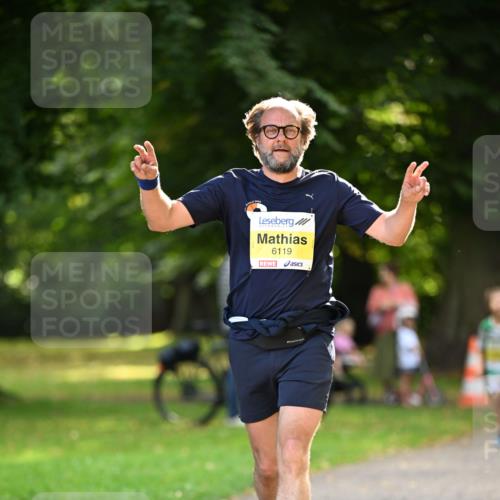 25.08.2024 - 20. Blankeneser Heldenlauf Dr. Thomas Lammeyer http://msf.ph/oto/6807014 25.08.2024 10:15:54 Laufen 6119 meine-sportfotos.de