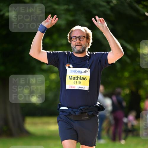 25.08.2024 - 20. Blankeneser Heldenlauf Dr. Thomas Lammeyer http://msf.ph/oto/6807022 25.08.2024 10:15:55 Laufen 6119 meine-sportfotos.de