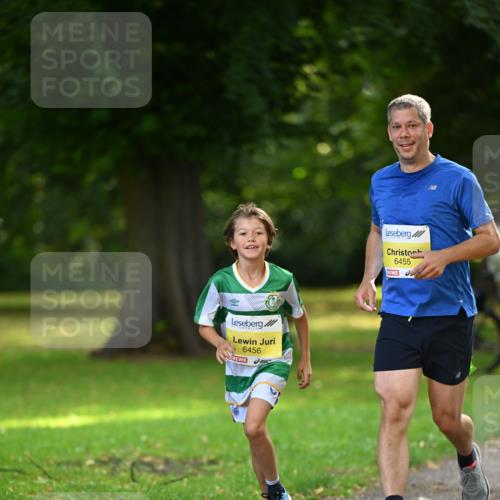 25.08.2024 - 20. Blankeneser Heldenlauf Dr. Thomas Lammeyer http://msf.ph/oto/6807041 25.08.2024 10:16:00 Laufen 6456, 6455 meine-sportfotos.de