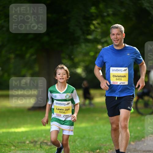 25.08.2024 - 20. Blankeneser Heldenlauf Dr. Thomas Lammeyer http://msf.ph/oto/6807043 25.08.2024 10:16:01 Laufen 6456, 6455 meine-sportfotos.de