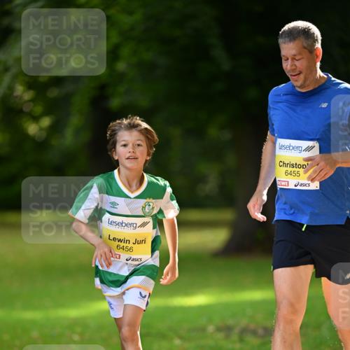 25.08.2024 - 20. Blankeneser Heldenlauf Dr. Thomas Lammeyer http://msf.ph/oto/6807051 25.08.2024 10:16:02 Laufen 6456, 6455 meine-sportfotos.de